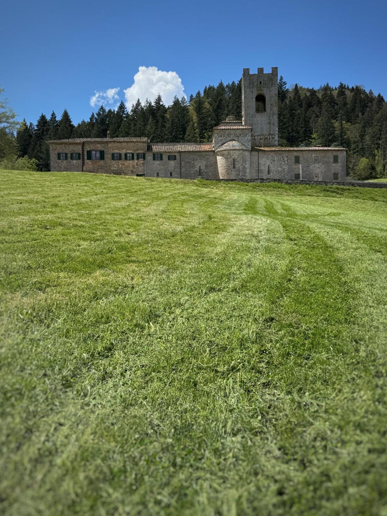 Badia A Coltibuono Wine Country house *