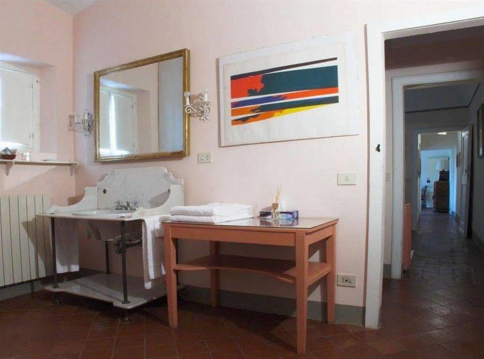Badia A Coltibuono Wine Country house *